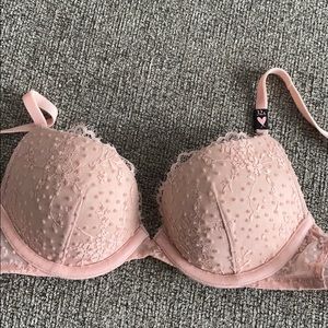 Victoria’s Secret Bra *Brand New With Tags*